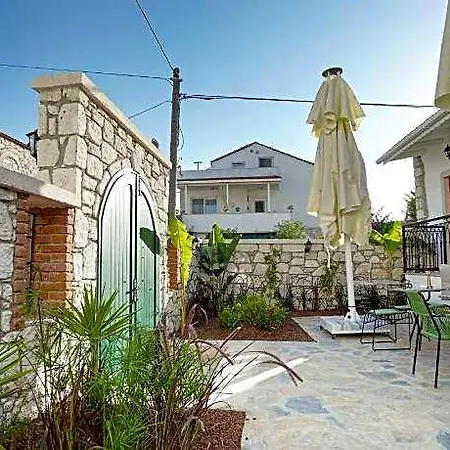 Hotel Pom Alacati Boutique Ciftlikkoyu