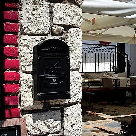 Hotel Pom Alacati Boutique Ciftlikkoyu